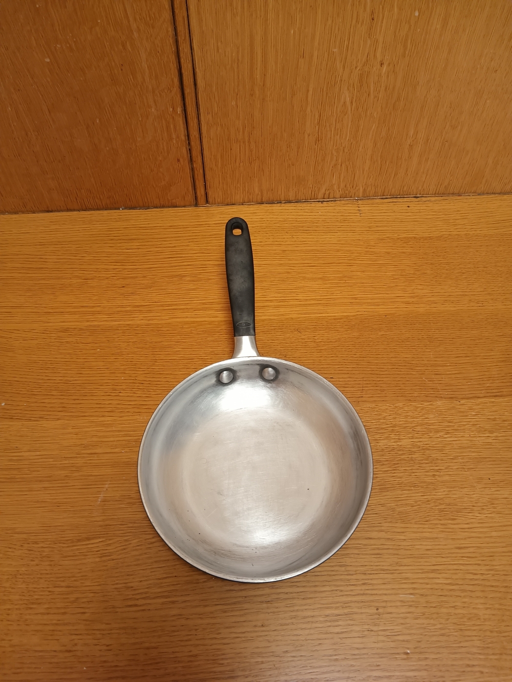 Aluminum Frying Pan with Black Handle - Versatile Home Kitchen Skillet